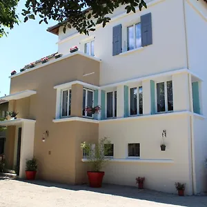 https://atypique-detour.fr-provencehotel.com